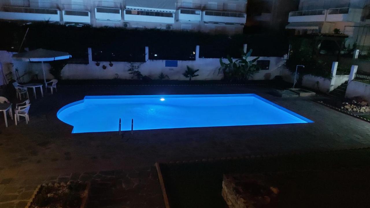 Blue Deluxe Apartment Kallithea  Exteriör bild